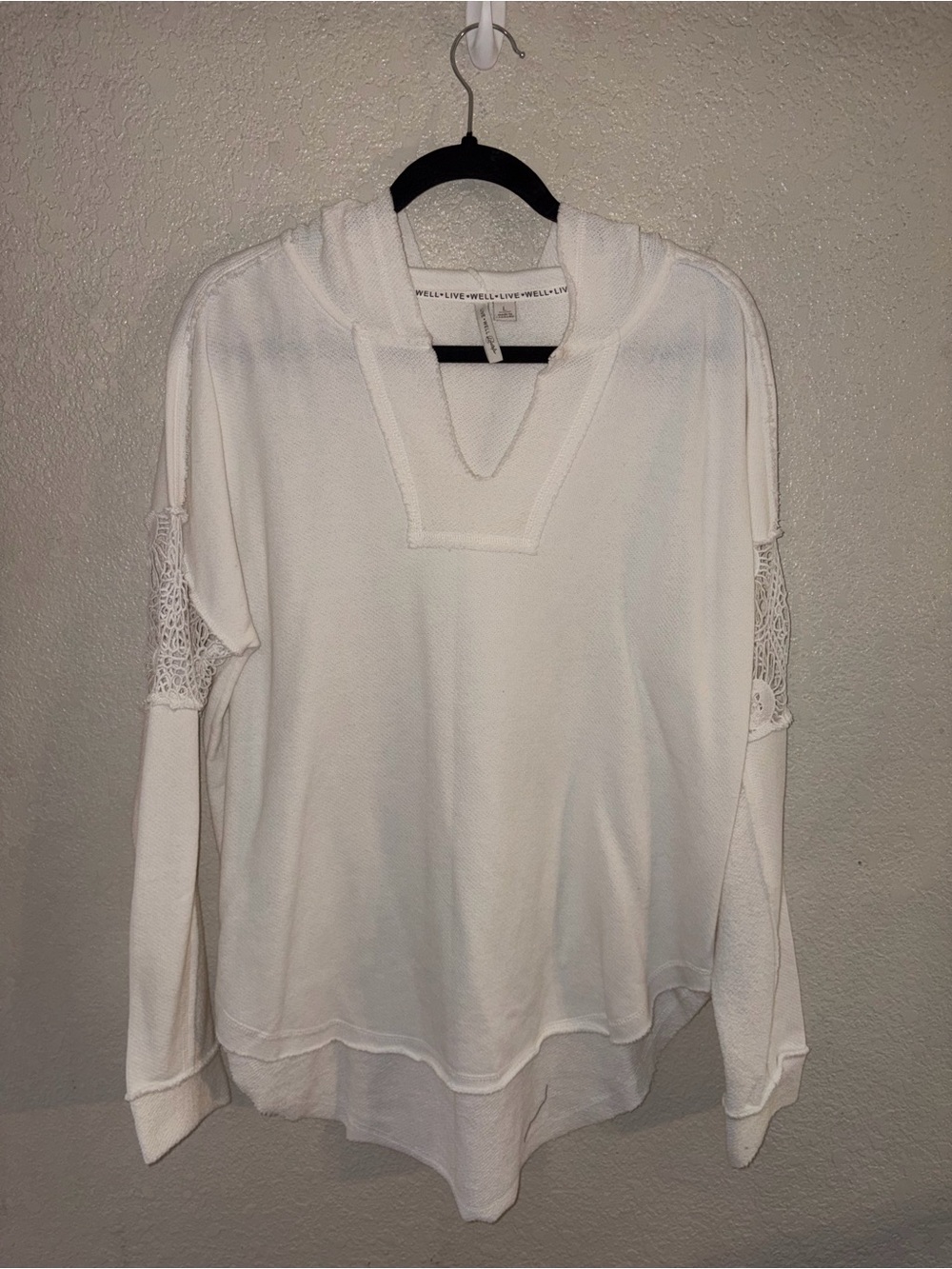EUC Live Well “Boho✌🏻Hooded Longsleeve Top w/Crochet Detail” Off White Sz Large - Picture 2 of 14